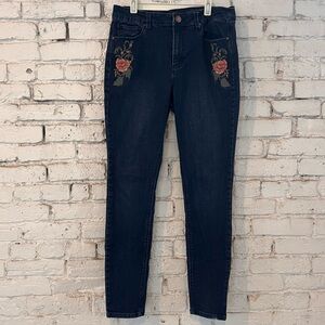 Lord & Taylor Design Lab Jeans with Beautiful Embroidered Floral Detail